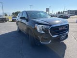 Used 2024 GMC Terrain SLE image 3