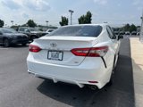 Used 2018 Toyota Camry SE image 4