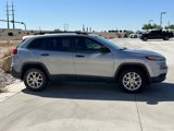 Used 2017 Jeep Cherokee Sport image 3