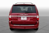 Used 2013 Chrysler Town & Country Touring image 5