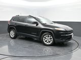 Used 2017 Jeep Cherokee Latitude w/ Safety/Convenience Group image 4