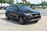 Used 2023 Kia Seltos S w/ Navigation Package image 3