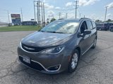 Used 2017 Chrysler Pacifica Touring-L image 3