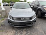 Used 2018 Volkswagen Passat 2.0T R-Line image 2