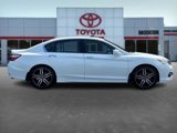 Used 2017 Honda Accord Touring image 4