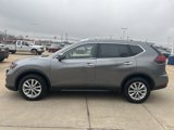 Used 2018 Nissan Rogue SV image 4