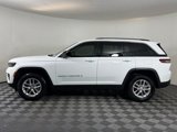 Used 2024 Jeep Grand Cherokee Laredo X image 4