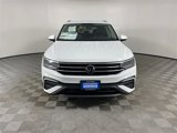 New 2024 Volkswagen Tiguan SE image 2