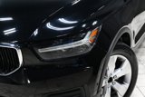 Used 2019 Volvo XC40 T5 Momentum image 4