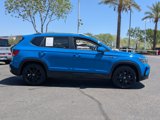 Used 2022 Volkswagen Taos SE w/ Panoramic Sunroof Package image 5