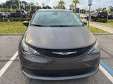 Used 2023 Chrysler Voyager LX image 2