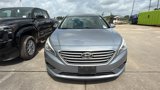 Used 2016 Hyundai Sonata SE image 2