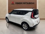 Used 2023 Kia Soul LX w/ LX Technology Package image 3