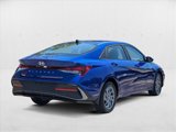 Used 2024 Hyundai Elantra SEL image 2