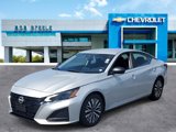 Used 2024 Nissan Altima 2.5 SV image 3