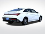 New 2025 Hyundai Elantra SE image 6