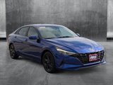 Used 2022 Hyundai Elantra SEL w/ Preferred Accessory Package image 3
