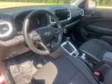 Used 2022 Hyundai Venue Limited image 5