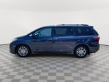 Used 2018 Toyota Sienna XLE image 4