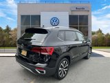 Certified 2022 Volkswagen Taos SE image 4