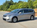 Used 2018 Chrysler Pacifica Touring Plus image 4