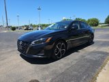 Used 2023 Nissan Altima 2.5 SR image 2