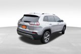 Used 2019 Jeep Cherokee Limited image 6