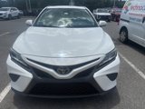Used 2020 Toyota Camry SE image 2