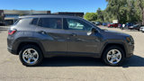 Used 2023 Jeep Compass Latitude image 4