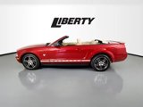 Used 2009 Ford Mustang Convertible image 4