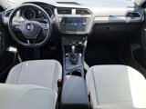 Used 2018 Volkswagen Tiguan SE image 2