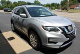 Used 2017 Nissan Rogue S image 5
