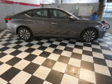 Used 2024 Nissan Altima 2.5 SV image 4