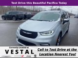 New 2023 Chrysler Pacifica Pinnacle image 3