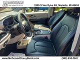 Used 2023 Chrysler Pacifica Touring-L image 5