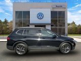 Certified 2023 Volkswagen Tiguan SE image 2