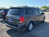 Used 2019 Dodge Grand Caravan SXT image 2