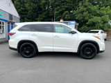 Used 2016 Toyota Highlander Limited image 6