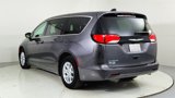 Used 2023 Chrysler Voyager LX image 5