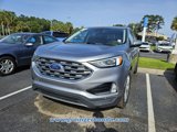 Used 2022 Ford Edge Titanium image 2