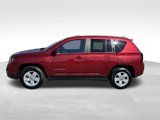 Used 2017 Jeep Compass Latitude image 2
