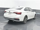 Used 2024 Volkswagen Jetta SE image 6