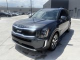 Used 2022 Kia Telluride EX w/ EX Premium Package image 2