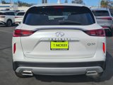 New 2025 INFINITI QX50 Luxe image 3