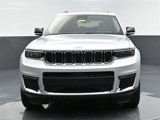 Used 2023 Jeep Grand Cherokee L Limited w/ Luxury Tech Group II image 3