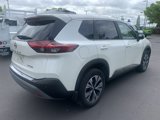 Used 2023 Nissan Rogue SV image 3