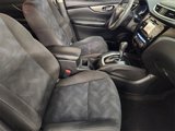 Used 2015 Nissan Rogue SV image 3