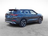 Used 2024 Mitsubishi Outlander SE image 5
