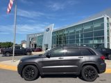 Used 2017 Jeep Grand Cherokee Altitude image 2