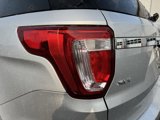Used 2017 Ford Explorer XLT image 4
